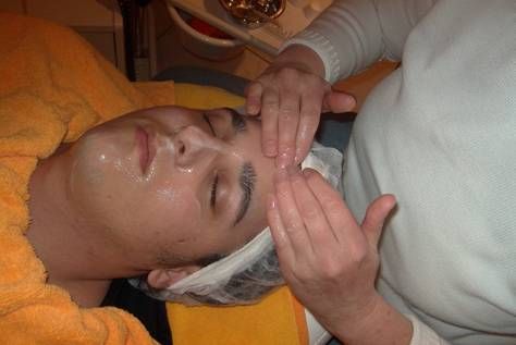 Gesichtsmassage